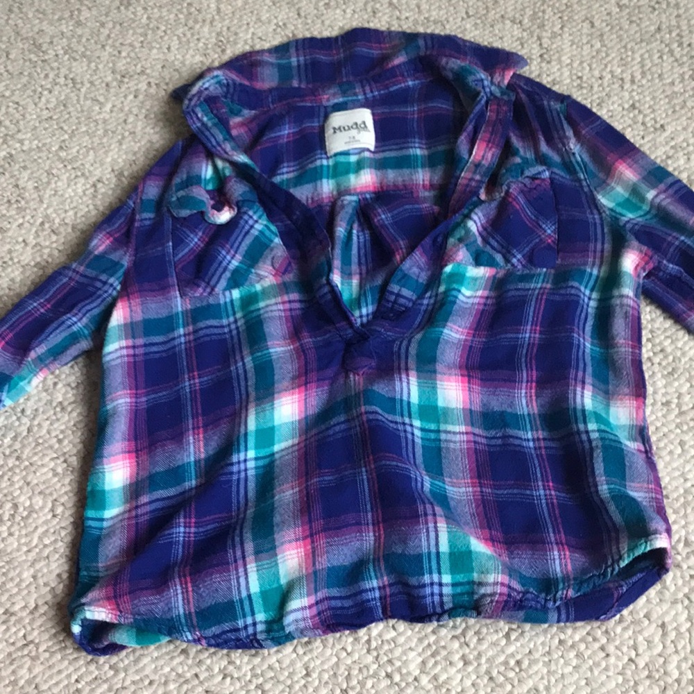 A button up plaid shirt